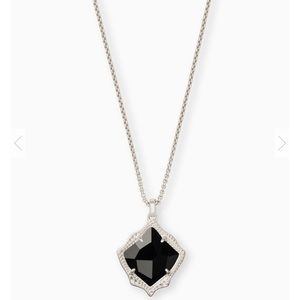 Kendra Scott Kacey necklace